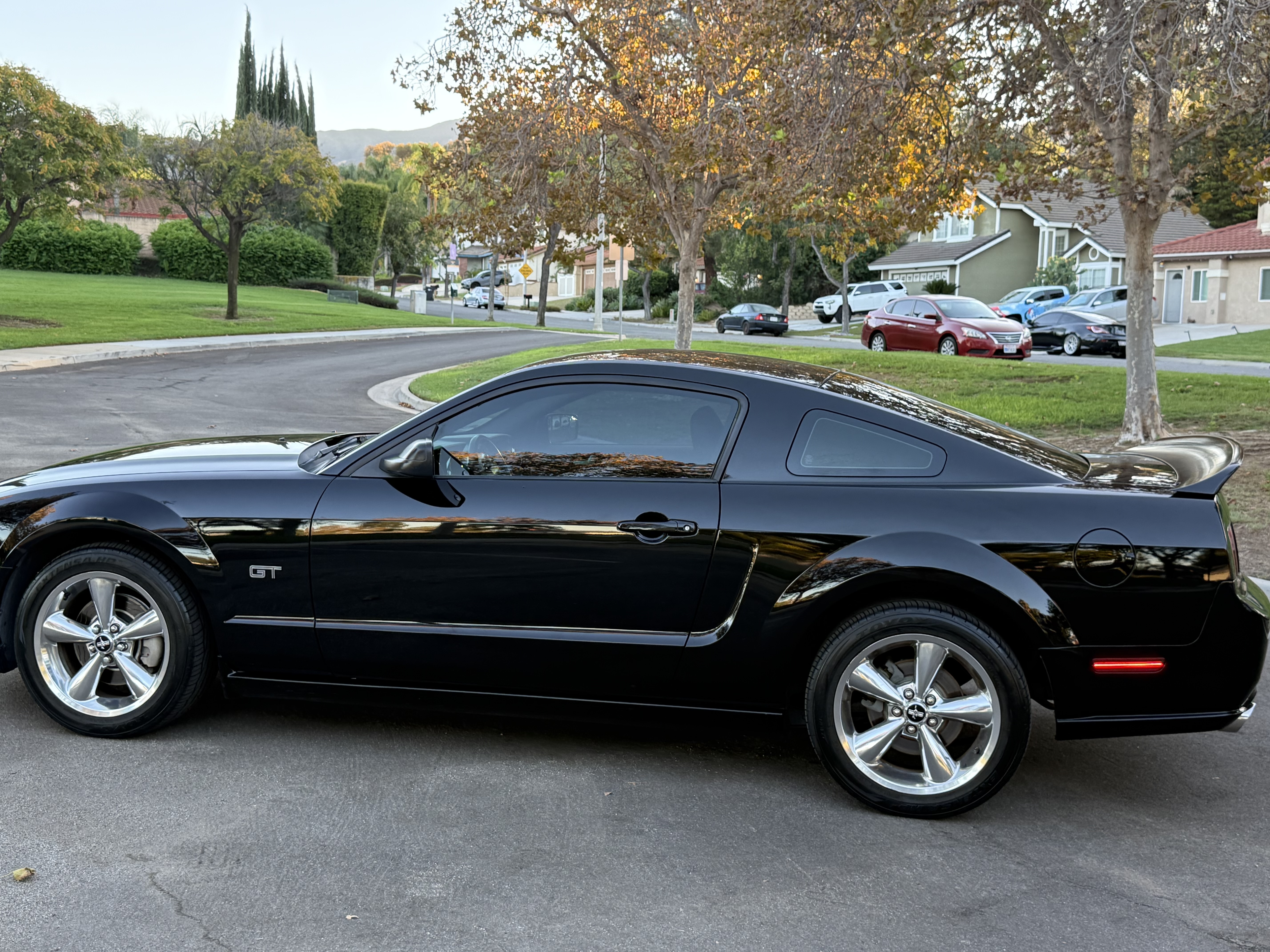 Used 2006 Ford Mustang GT Premium RWD image 17