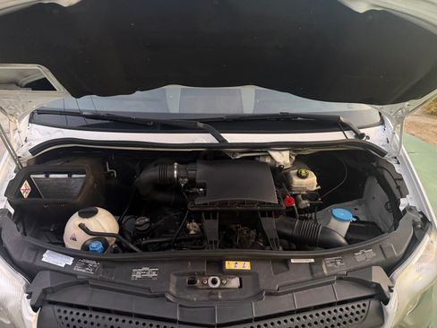 Used 2015 Mercedes-Benz Sprinter 2500 image 16