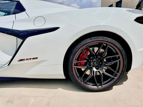 Used 2024 Chevrolet Corvette Z06 image 13