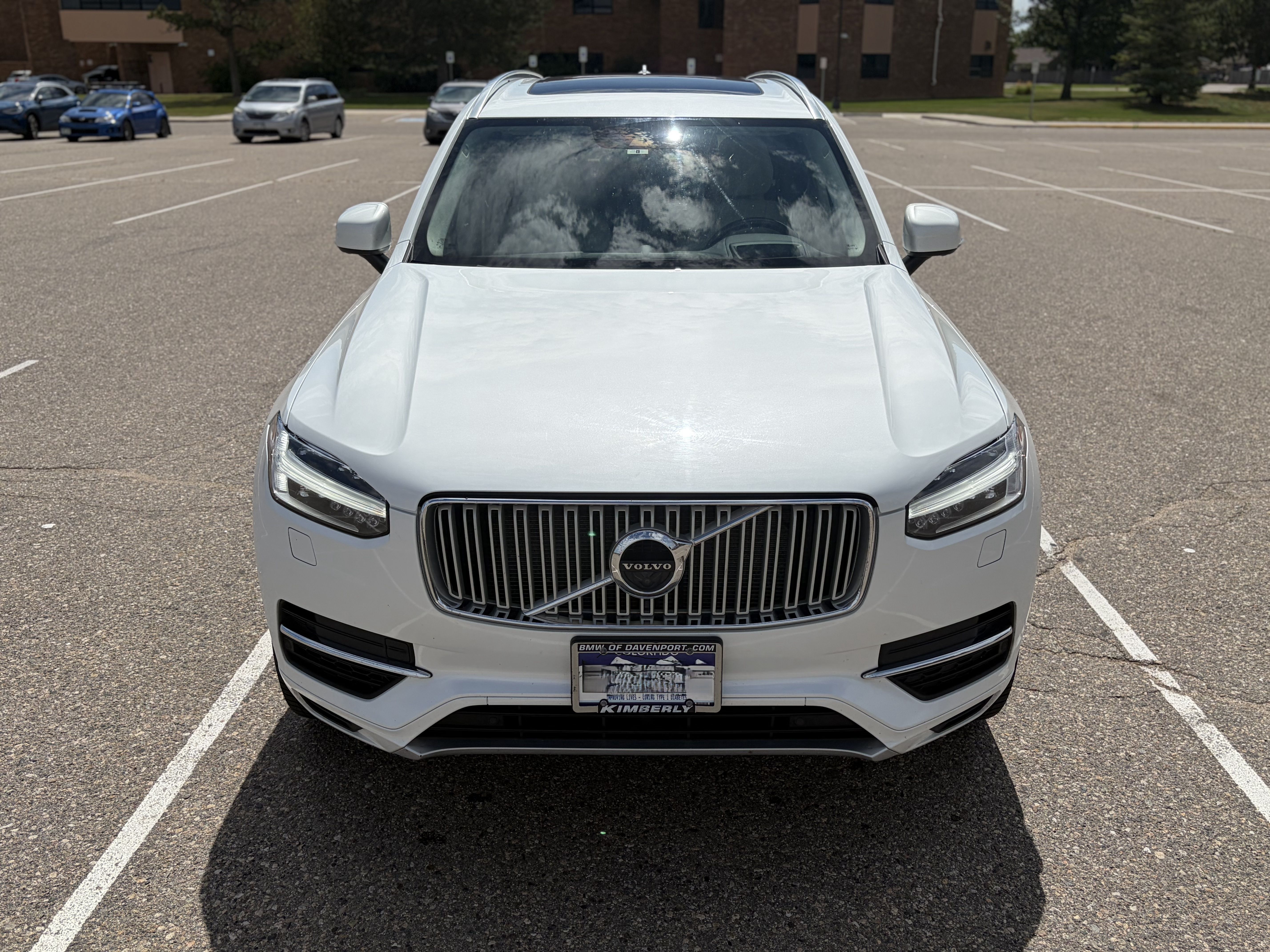 Used 2017 Volvo XC90 T8 Inscription AWD/4WD image 2