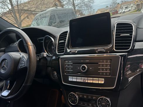 Used 2017 Mercedes-Benz GLS 450 4MATIC image 14