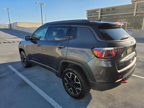 Used 2019 Jeep Compass Trailhawk w/ Leather Interior Group image 9