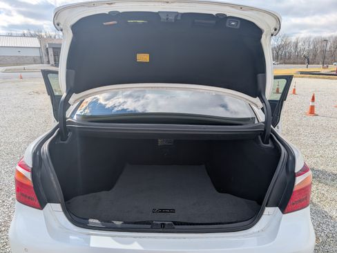 Used 2010 Lexus LS 460 AWD image 24