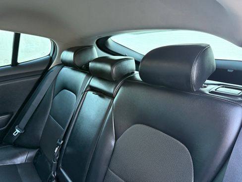 Used 2019 Kia Stinger Sedan 4D w/ Sun & Sound Package image 11