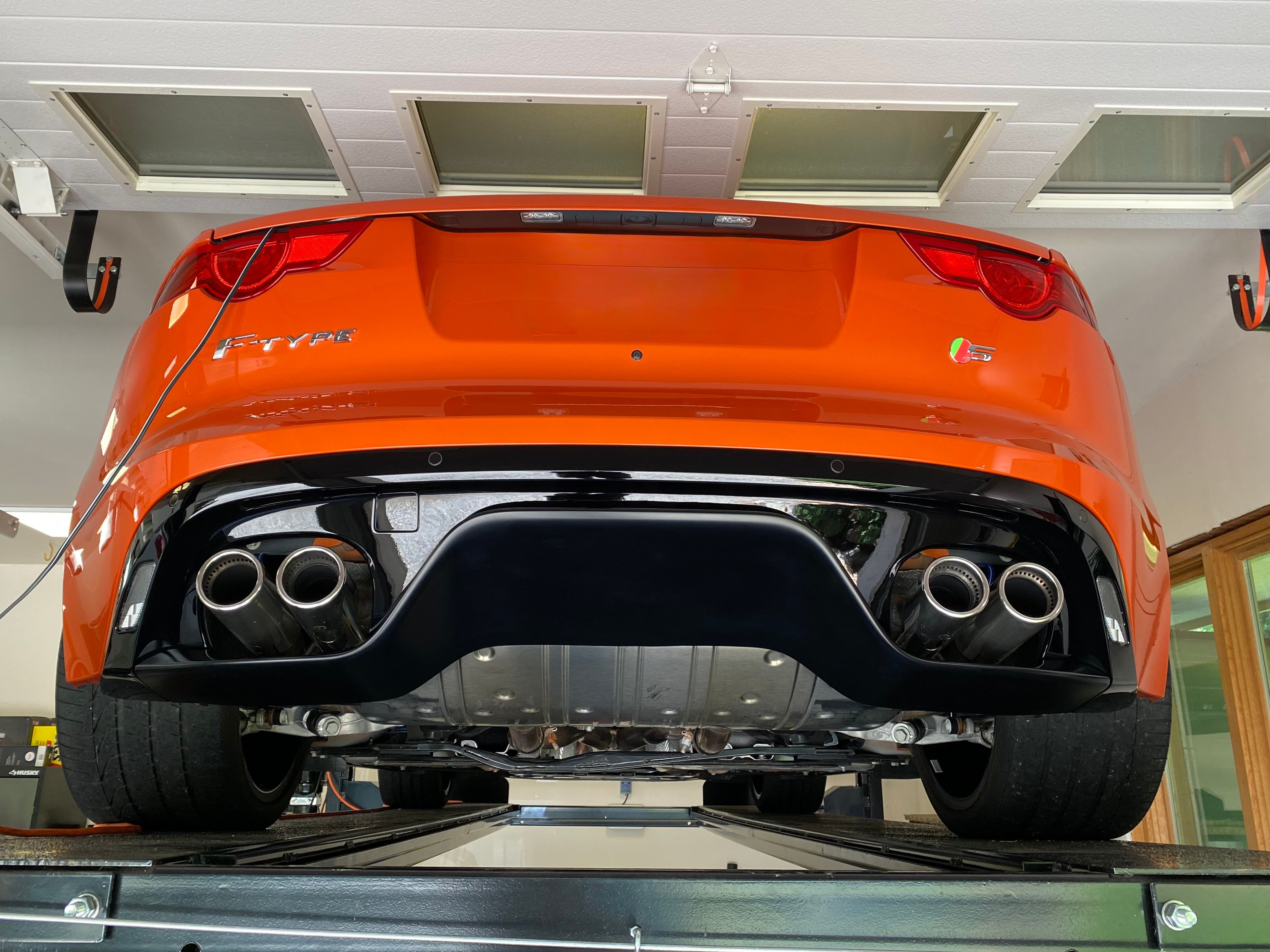 Used 2014 Jaguar F-TYPE S RWD image 32