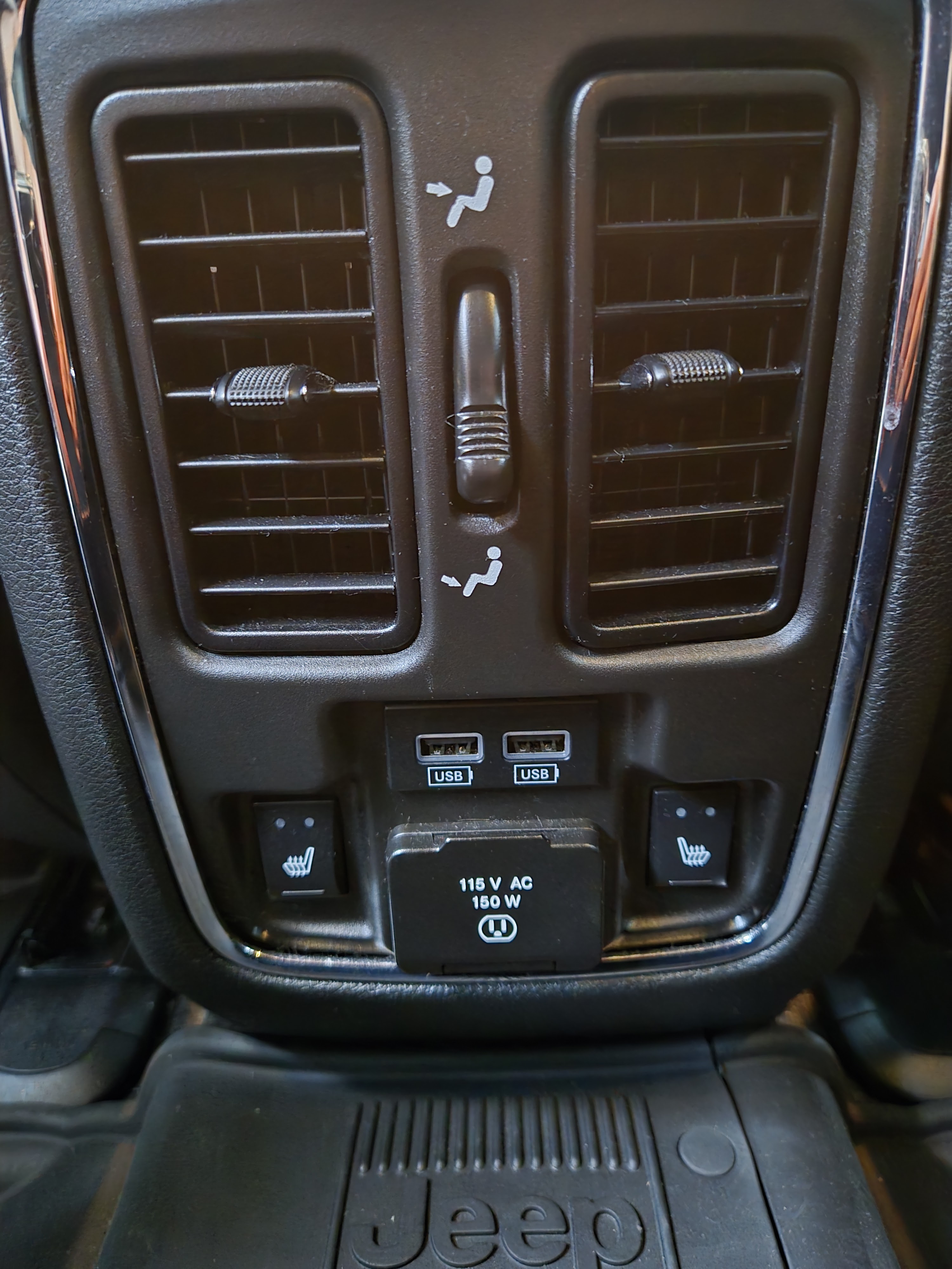 Used 2021 Jeep Grand Cherokee Trailhawk w/ Trailhawk Luxury Group AWD/4WD image 26
