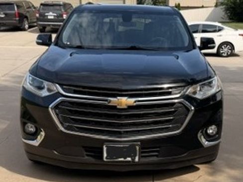 Used 2018 Chevrolet Traverse LT AWD/4WD image 2