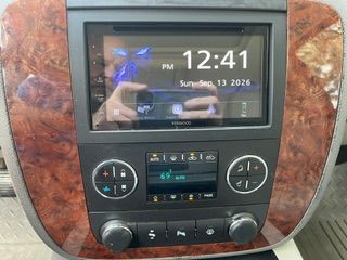 Used 2007 Chevrolet Silverado 2500 LTZ w/ Safety Package AWD/4WD image 8