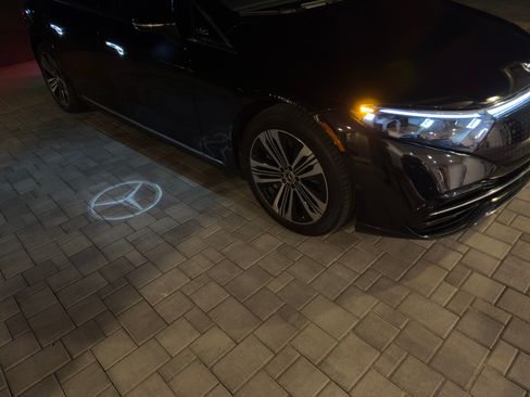 Used 2022 Mercedes-Benz EQS 450+ Sedan image 6