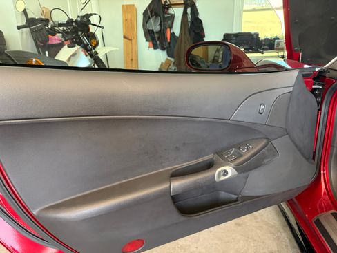 Used 2008 Chevrolet Corvette Coupe w/ Preferred Equipment Group RWD image 9