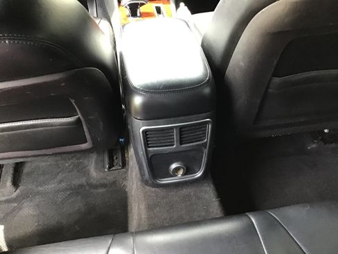 Used 2012 Chrysler 300 Limited RWD image 12