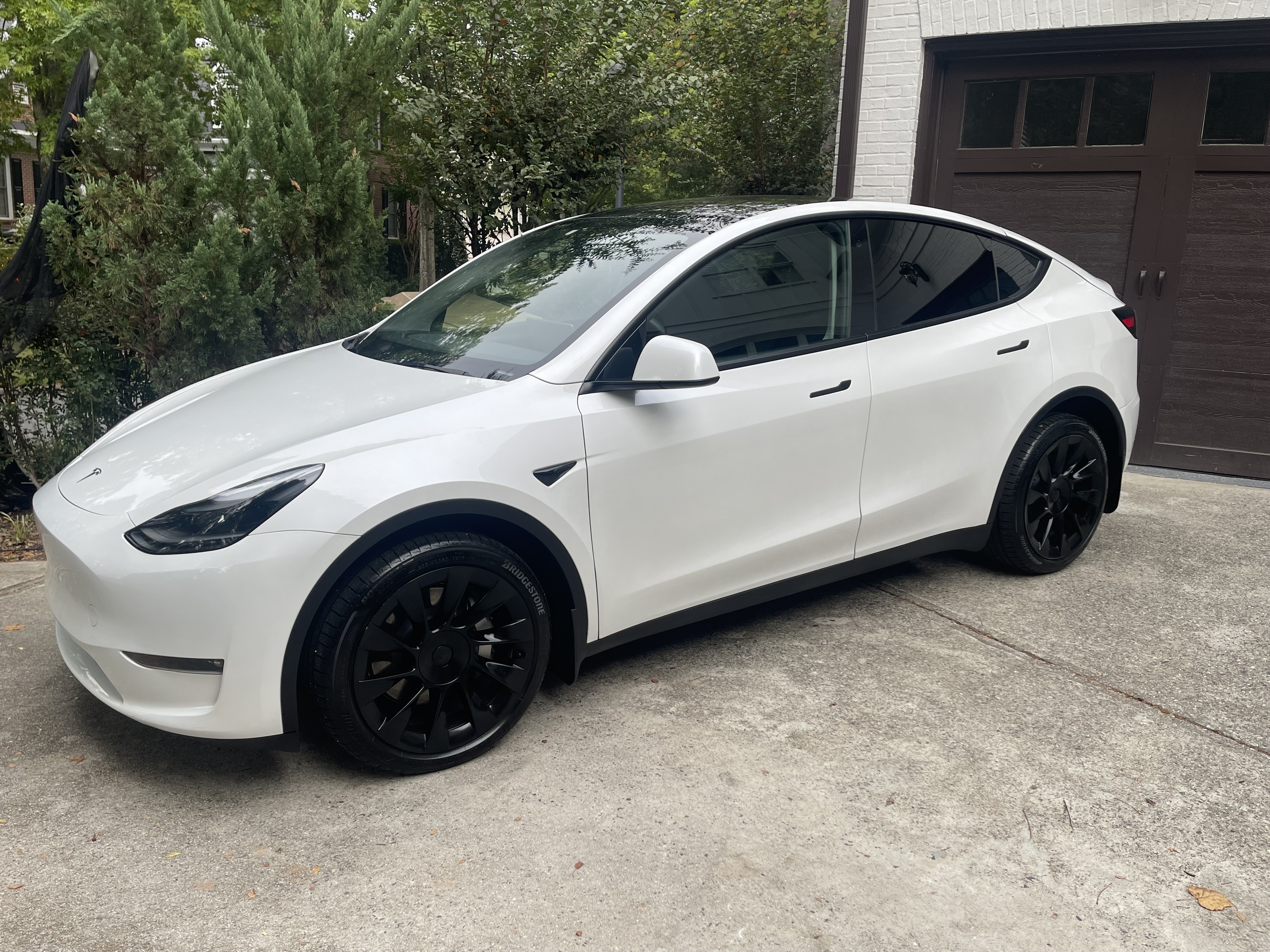 Used 2023 Tesla Model Y Long Range AWD/4WD image 14