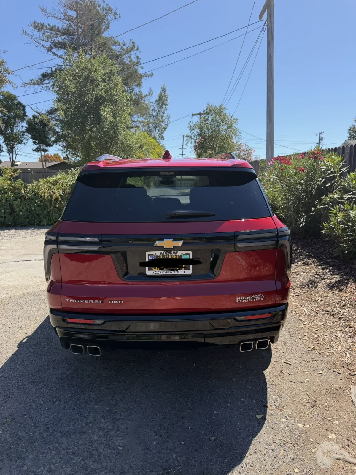 Used 2025 Chevrolet Traverse High Country w/ LPO, Floor Liner Package AWD/4WD image 4