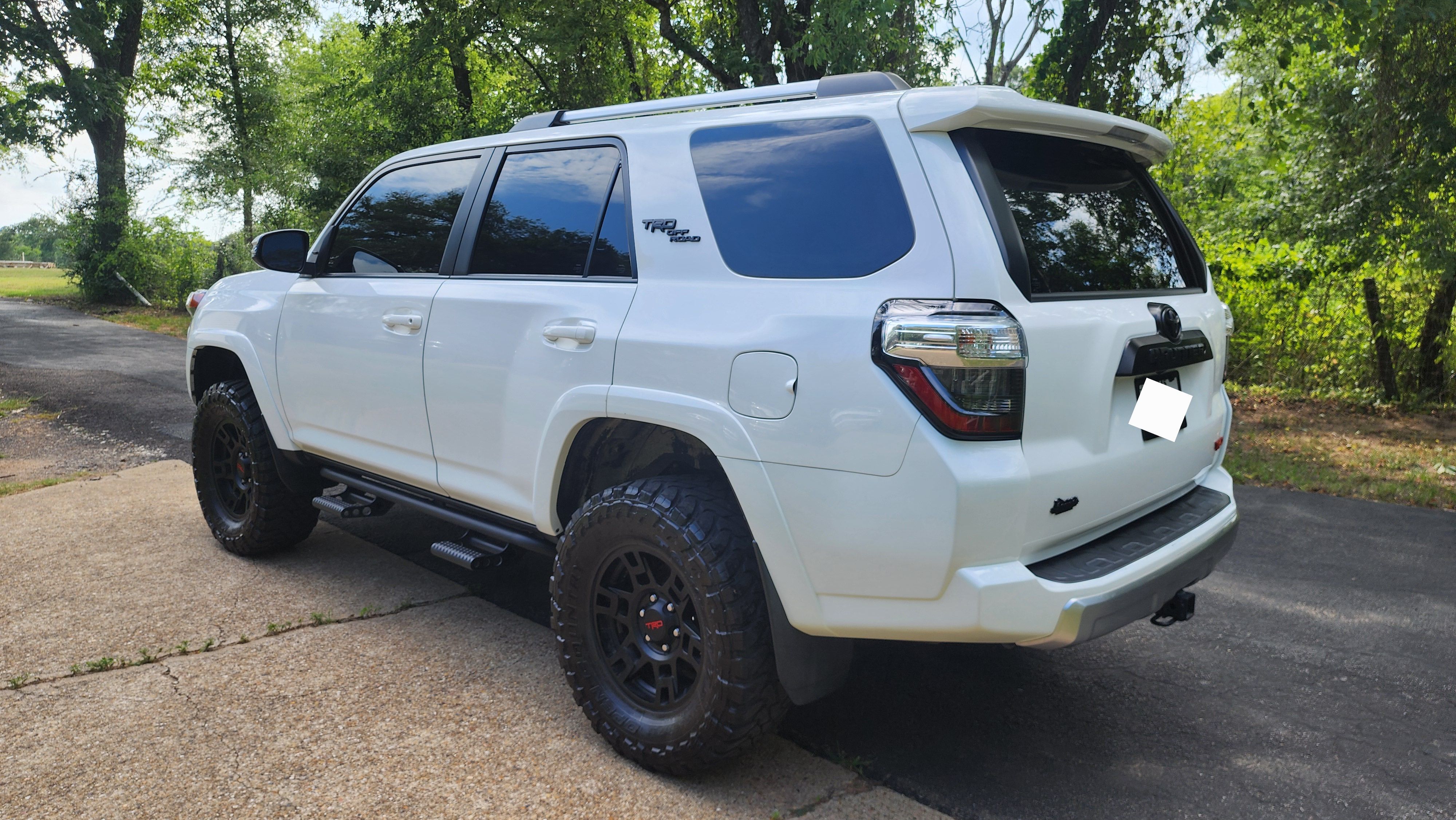 Used 2018 Toyota 4Runner TRD Off-Road Premium AWD/4WD image 6