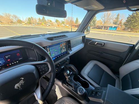 Used 2024 Ford Bronco Wildtrak image 22