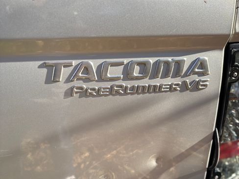 Used 2001 Toyota Tacoma PreRunner image 9