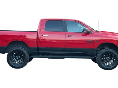 Used 2017 RAM 1500 Big Horn image 9