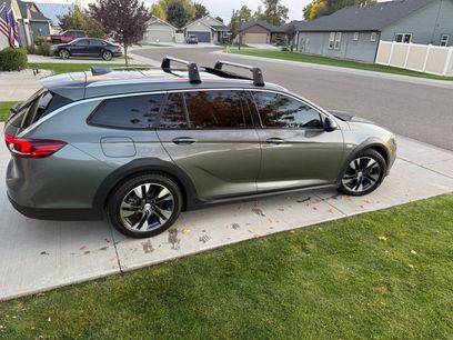 Used 2018 Buick Regal Essence w/ Driver Confidence Package #1