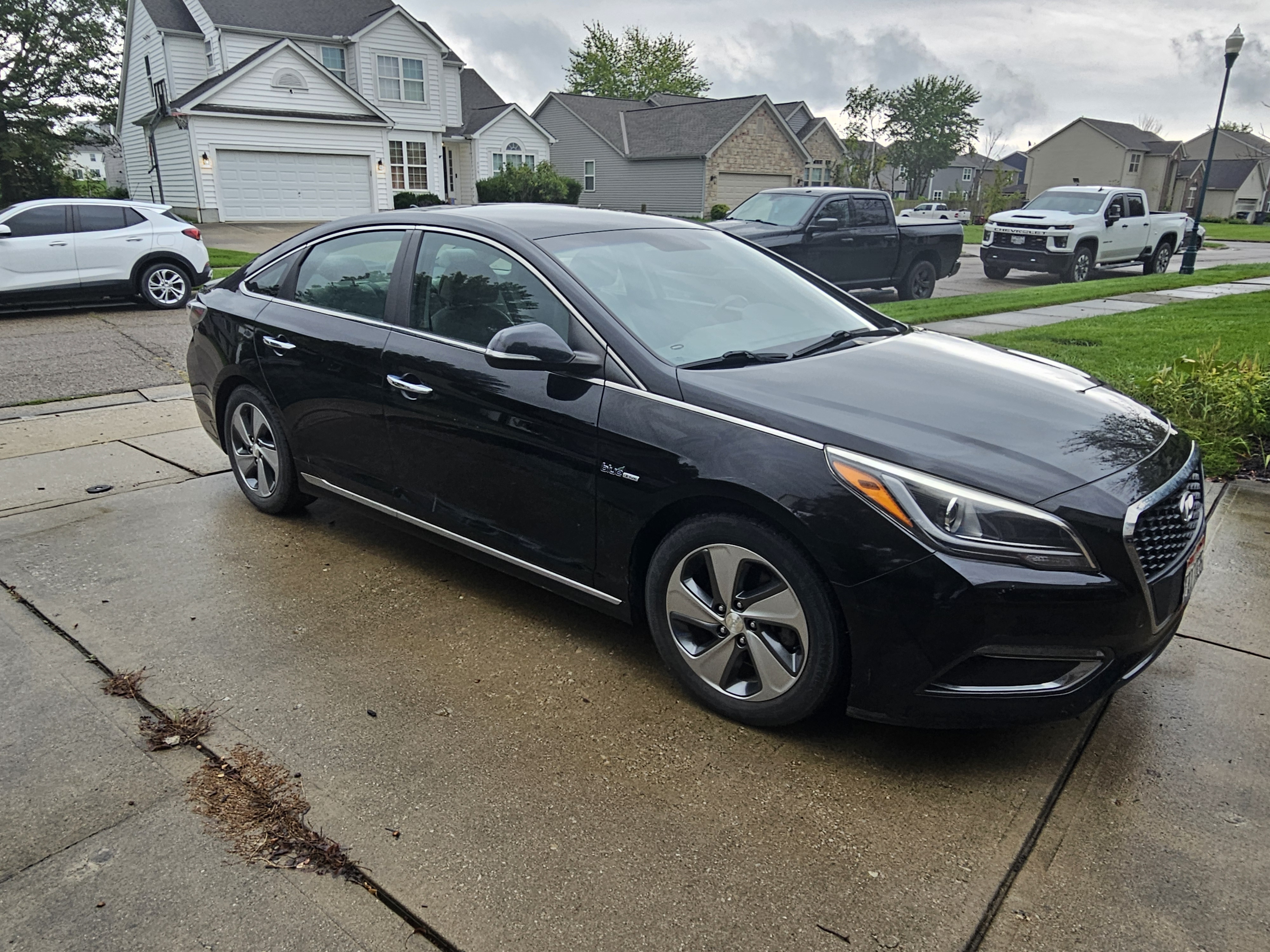 Used 2016 Hyundai Sonata Limited FWD image 2