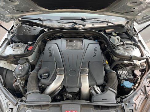 Used 2012 Mercedes-Benz E 550 4MATIC Sedan image 11