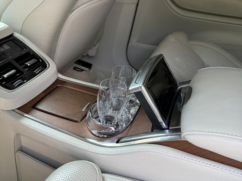 Used 2017 Volvo XC90 T8 Excellence AWD/4WD image 14