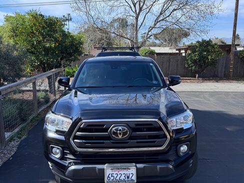 Used 2019 Toyota Tacoma SR5 image 14