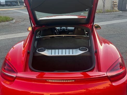 Used 2016 Porsche Cayman image 10