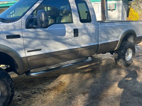 Used 2001 Ford F250 4x4 SuperCab Super Duty image 4