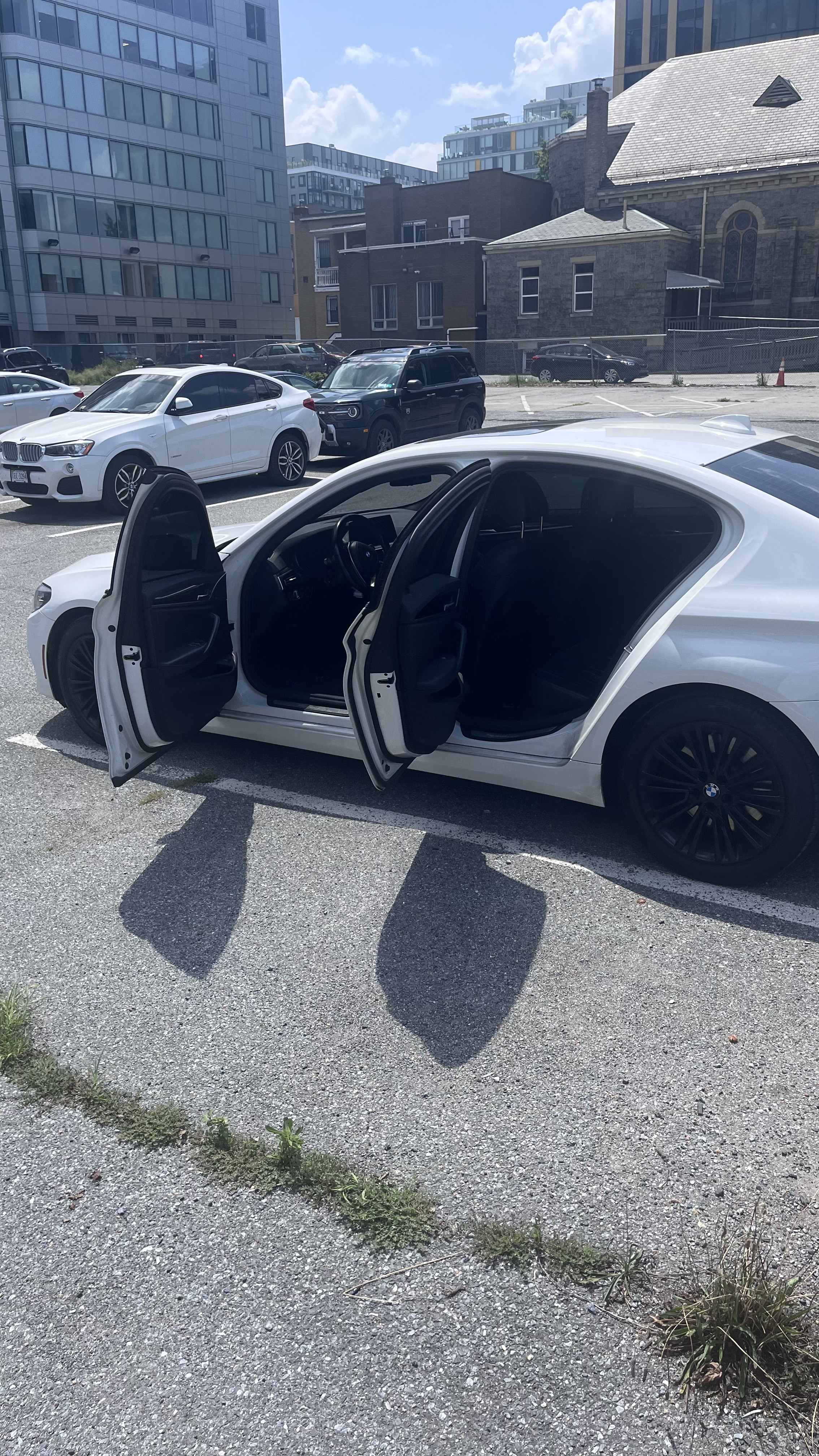 Used 2018 BMW 540i xDrive AWD/4WD image 4