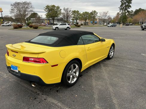 Used 2015 Chevrolet Camaro LT image 1