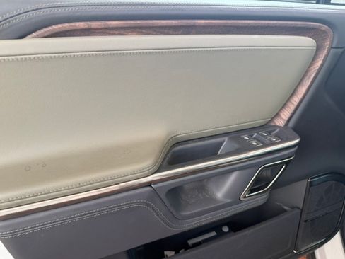 Used 2023 Rivian R1S Launch Edition AWD/4WD image 16
