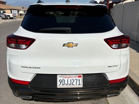 Used 2023 Chevrolet TrailBlazer ACTIV w/ Convenience Package image 2