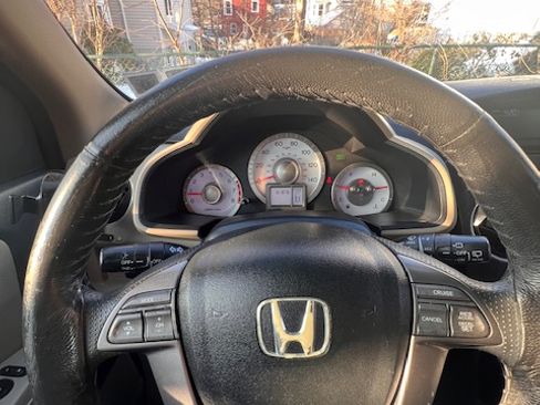 Used 2010 Honda Pilot EX image 8