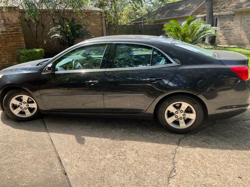 Used 2013 Chevrolet Malibu LS w/ Protection Package image 2