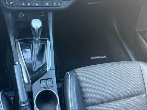 Used 2016 Toyota Corolla S FWD image 15