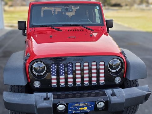 Used 2015 Jeep Wrangler Sport image 4