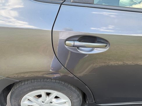 Used 2014 Toyota Prius V Three FWD image 19