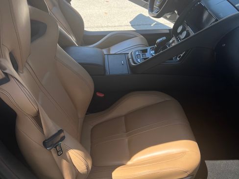 Used 2016 Jaguar F-TYPE S image 14