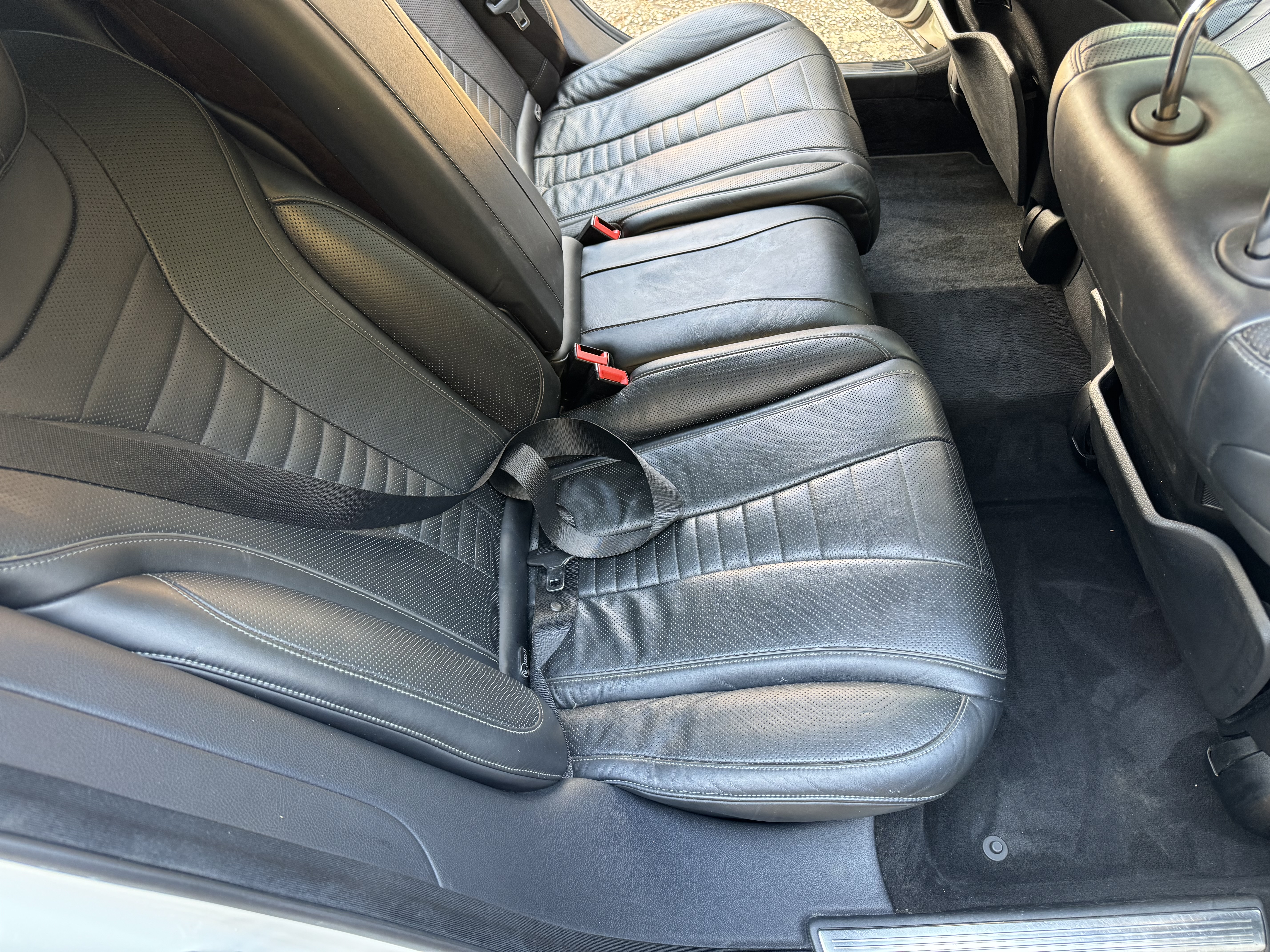 Used 2015 Mercedes-Benz S 550 4MATIC Sedan image 16