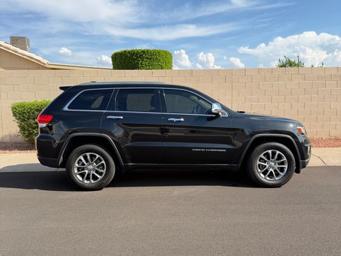 Used 2014 Jeep Grand Cherokee Limited w/ Luxury Group II AWD/4WD image 1