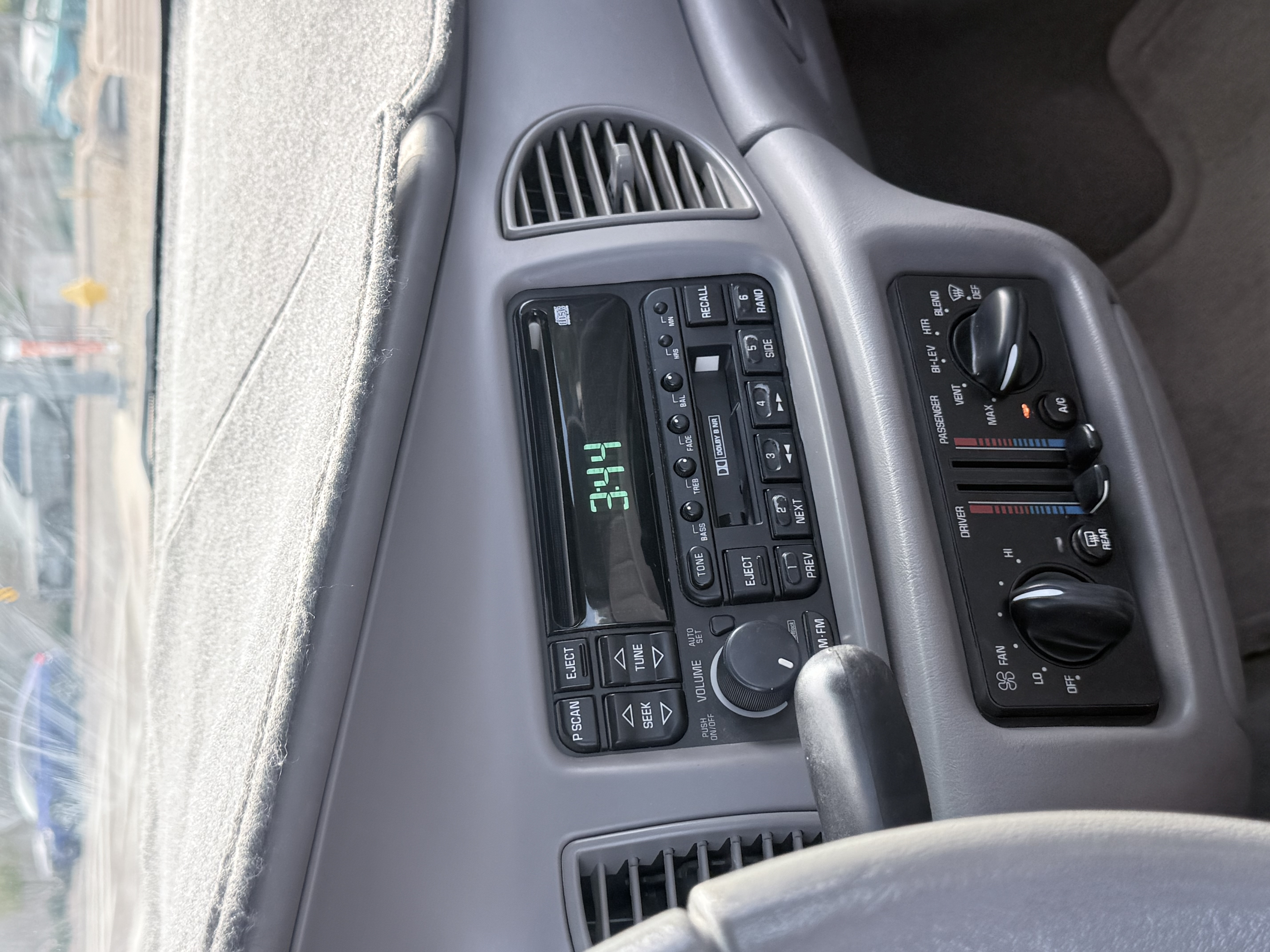 Used 2003 Buick Century Custom w/ Preferred Equipment Group 1SL FWD image 8