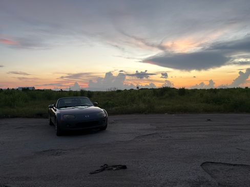Used 2007 MAZDA MX-5 Miata Touring RWD image 15