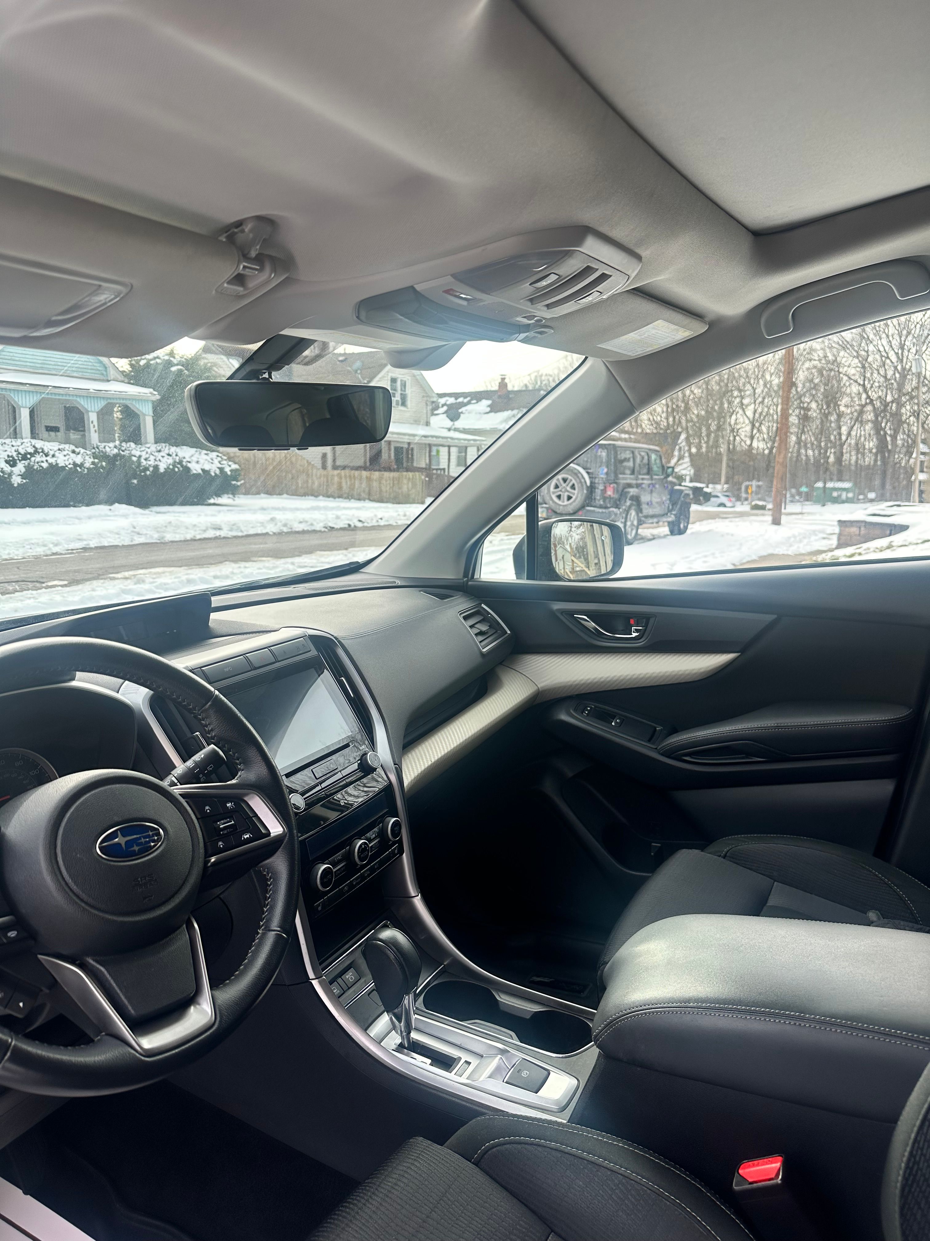 Used 2019 Subaru Ascent Premium w/ Popular Package #2 AWD/4WD image 5