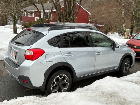 Used 2015 Subaru Crosstrek 2.0i Premium w/ Moonroof Package image 5