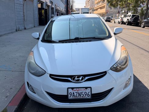 Used 2013 Hyundai Elantra GLS w/ Preferred Pkg FWD image 4