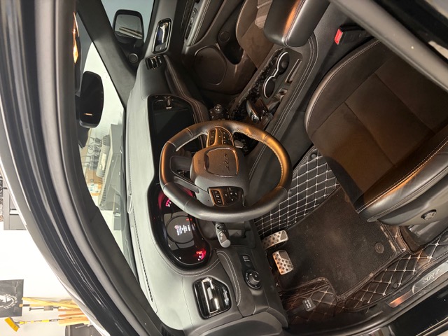 Used 2022 Dodge Durango SRT w/ SRT Interior Appearance Group AWD/4WD image 1