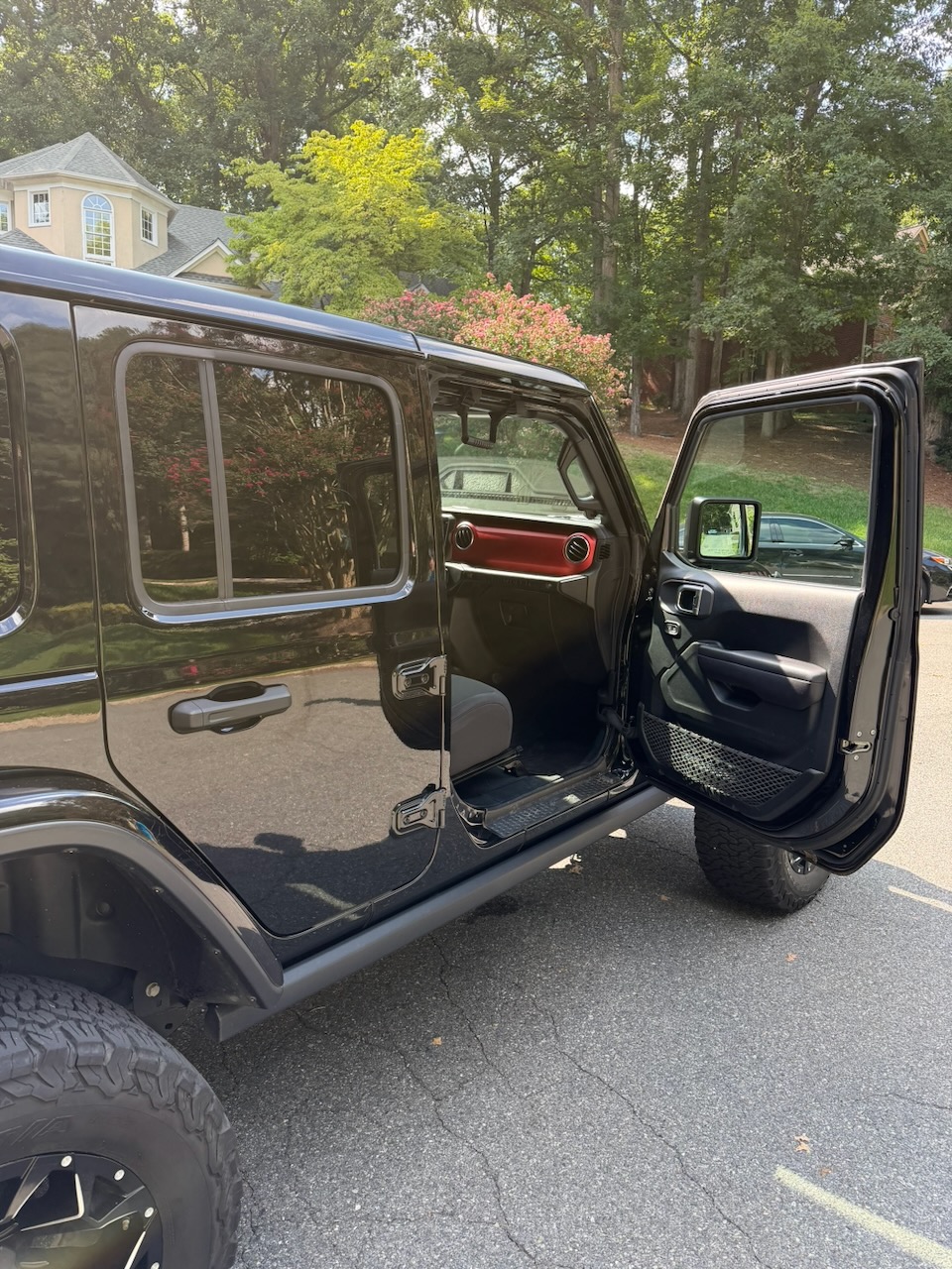 Used 2018 Jeep Wrangler Unlimited Rubicon AWD/4WD image 5