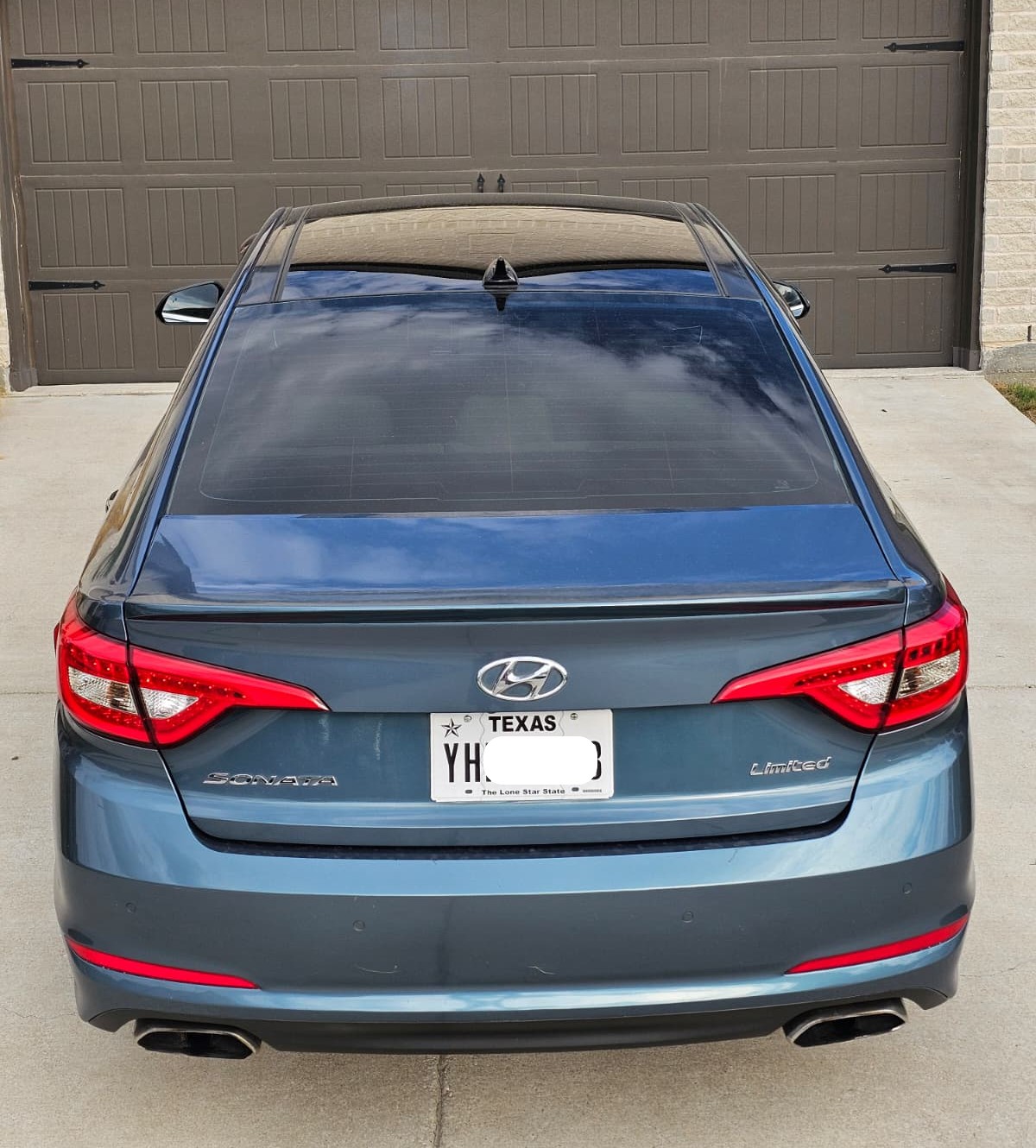 Used 2016 Hyundai Sonata Limited w/ Option Group 05 FWD image 1
