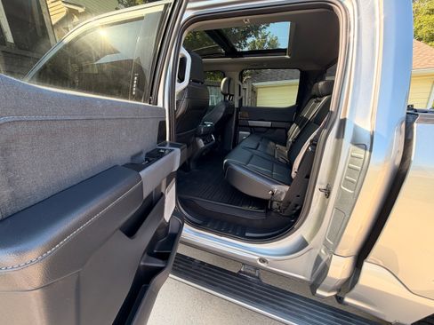 Used 2023 Ford F150 Lariat w/ Equipment Group 502A High AWD/4WD image 27