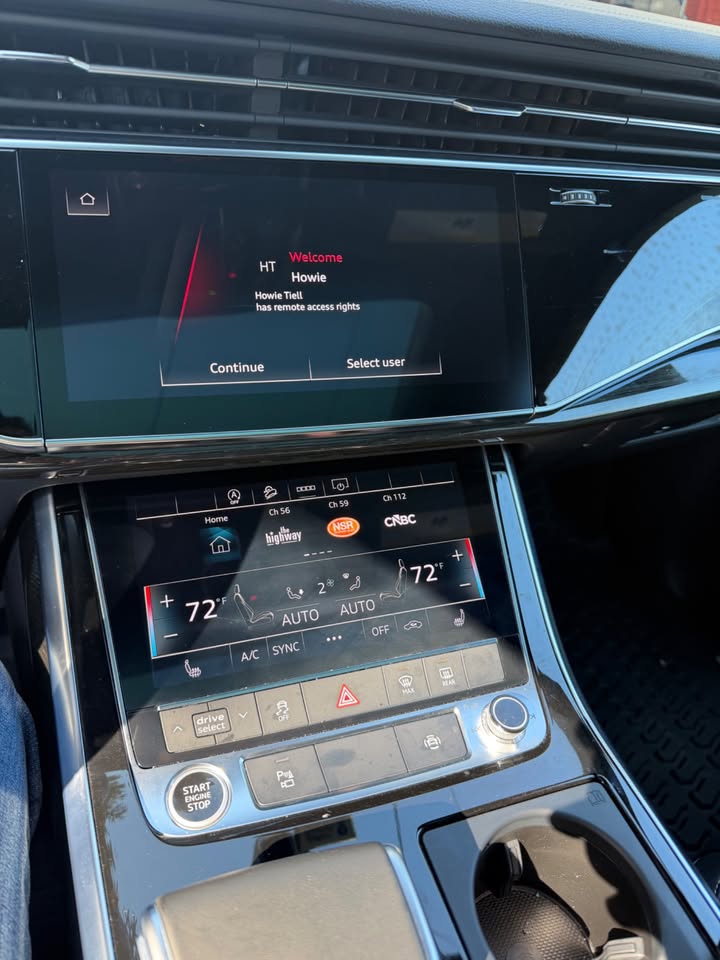 Used 2025 Audi Q8 Premium AWD/4WD image 8